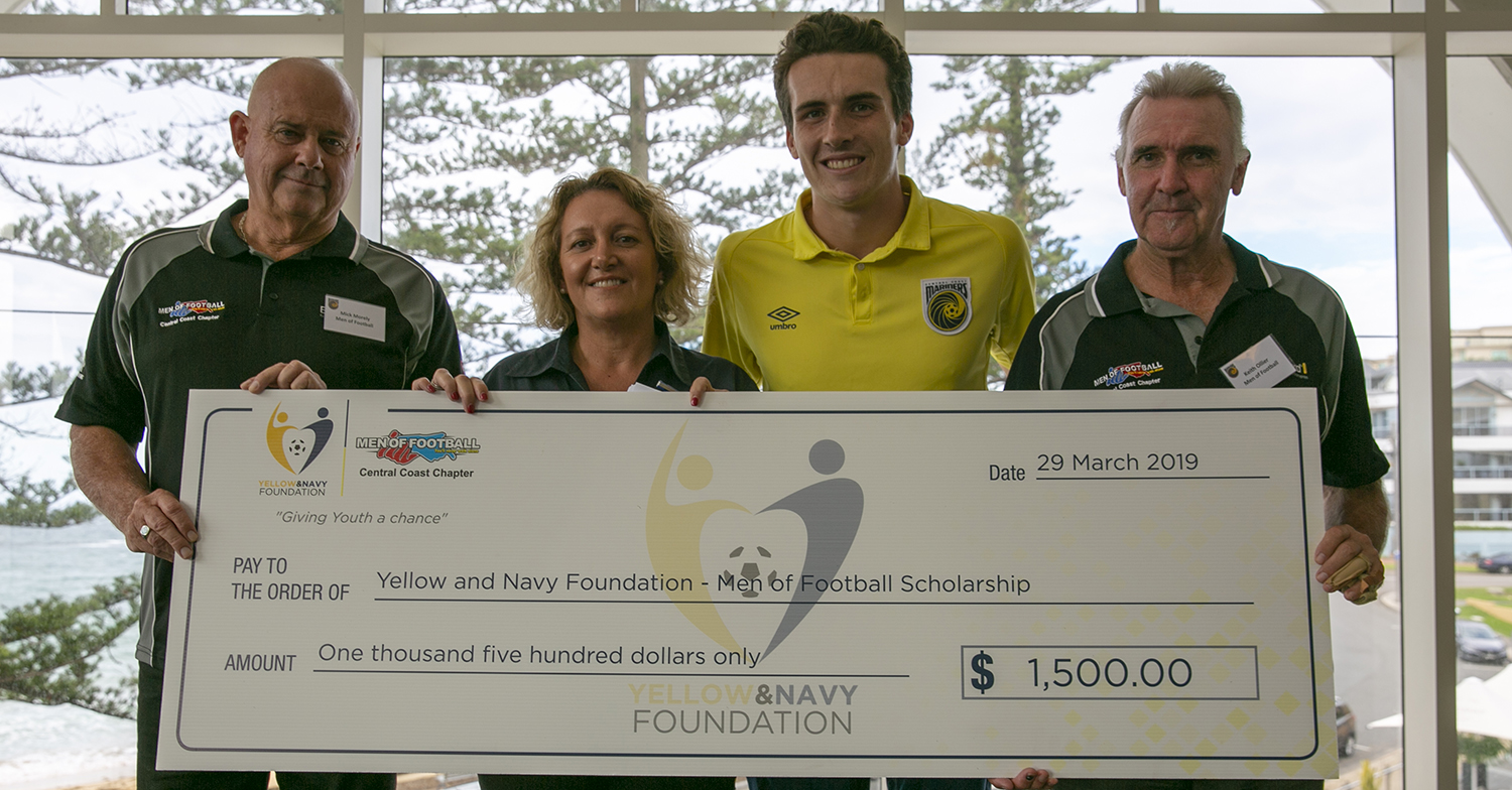 Mariners launch Yellow & Navy Foundation: Giving Youth a Chance