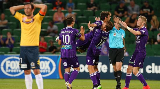 REVIEW: Glory 4, Mariners 1