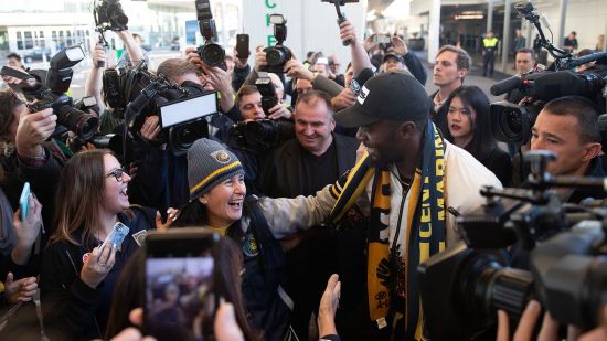 Usain Bolt Airport Arrival: In pictures