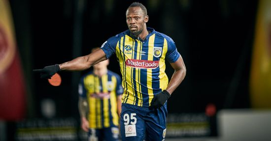 Gallery: Bolt makes Mariners debut