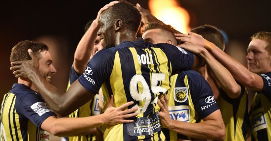 Bolt strikes twice as Mariners win 4-0