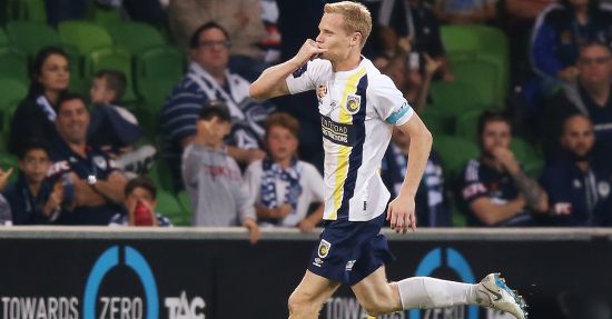 Mariners edged in hard-fought battle with Melbourne Victory  