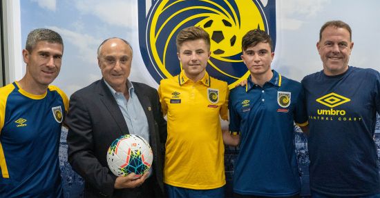 Two Mariners youngsters headed to Europe